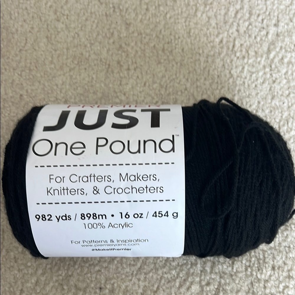 Black Acrylic Yarn - 982 Yards